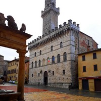 Strolling in Montepulciano