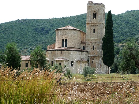 itineraries in tuscany