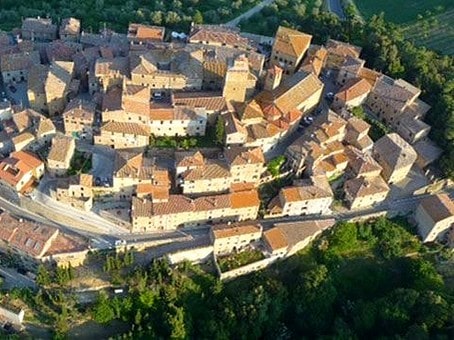 montefollonico cosa vedere